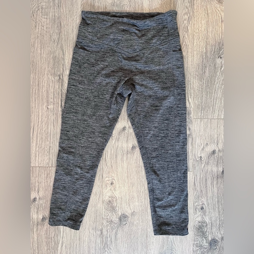 Gaiam Heather Charcoal 22" High-Rise
Pocket Leggings - Women
